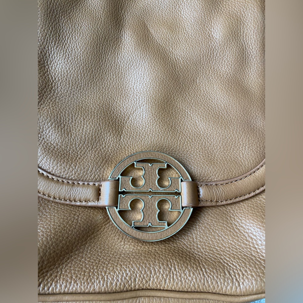 Tory Burch Cognac Brown Amanda Crossbody Bag and Matching Wallet! - Picture 2 of 12
